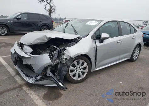 2021 Toyota Corolla Le z USA, uszkodzony, nr VIN 5YFEPMAE3MP186065